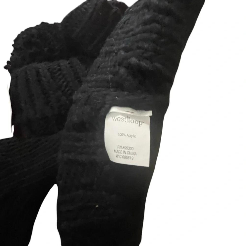 West Loop Women’s hat & glove set